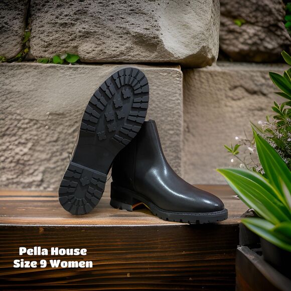 Steve Madden Ladies' Short Boot Authentic with Box Lorali Black Leat Size 9 (2) - Picture 6 of 7